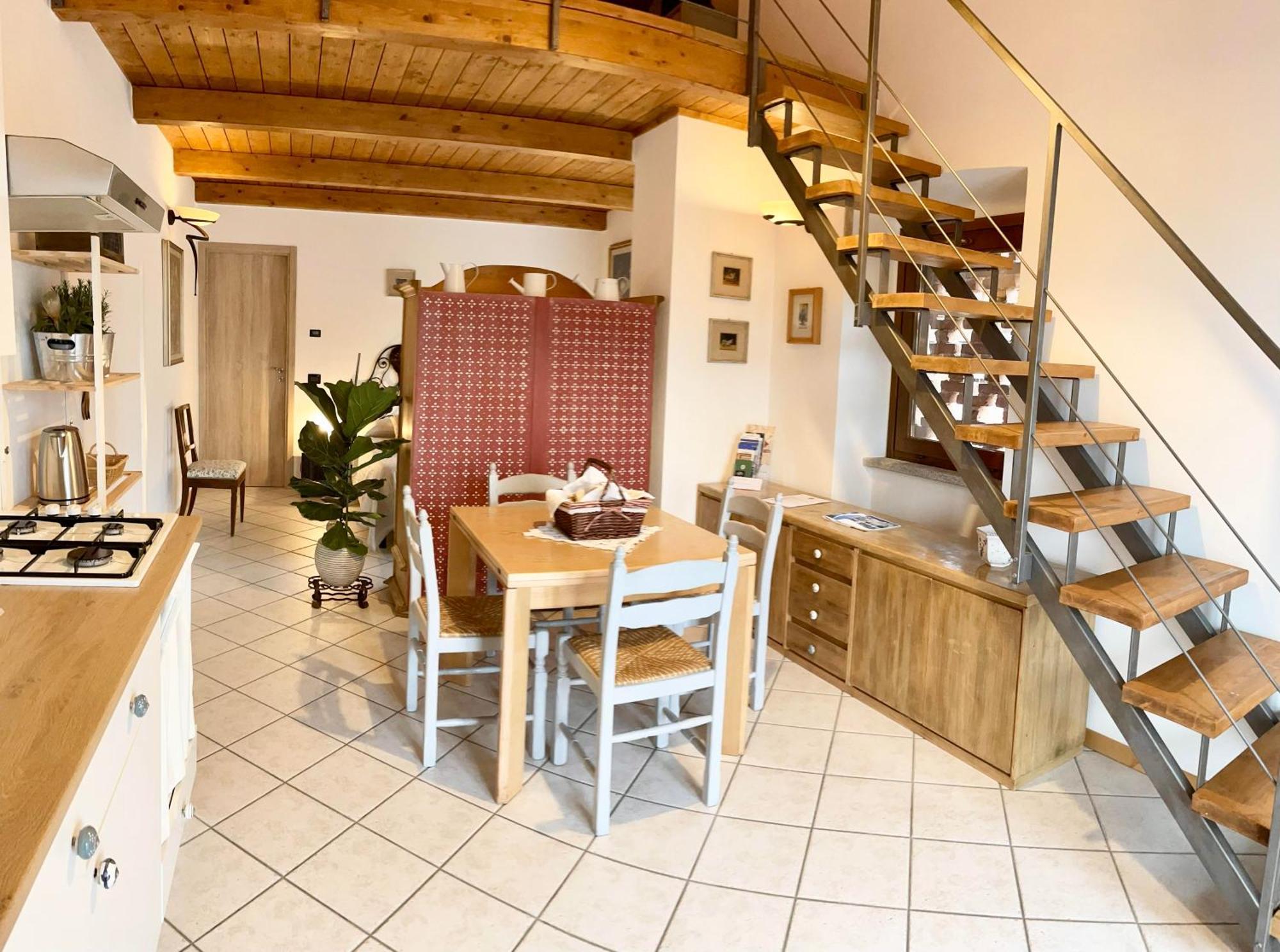 Bb10 Oasi Guest House Arona Eksteriør bilde