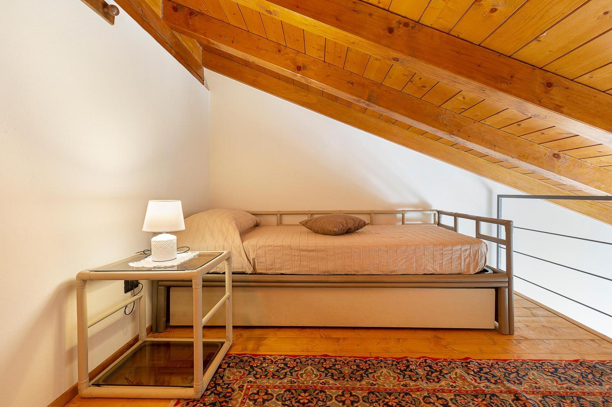 Bb10 Oasi Guest House Arona Eksteriør bilde